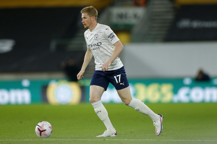 TA：贝隆因指示球员在赛前列队礼中背对对手被禁足6个月