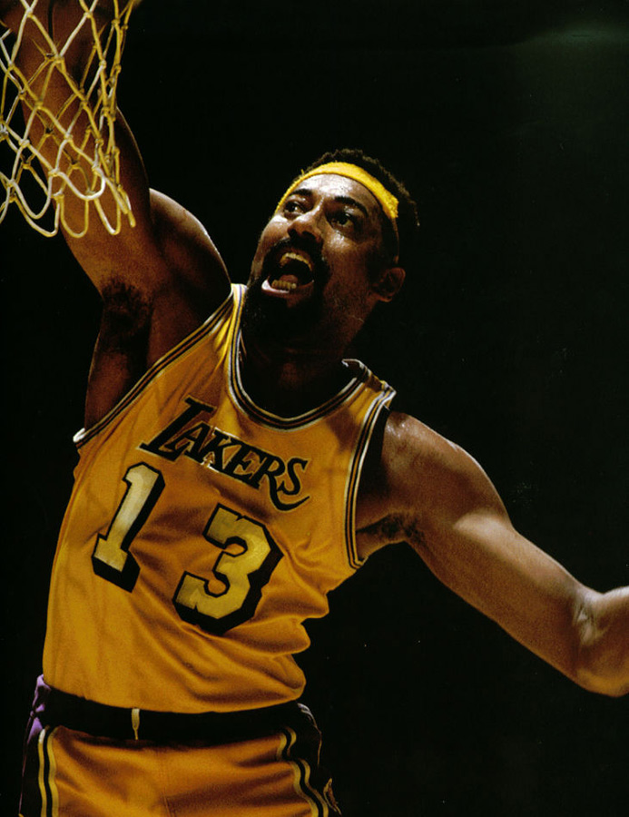 18强赛开战！国足客场或大败 数据看至少输3球