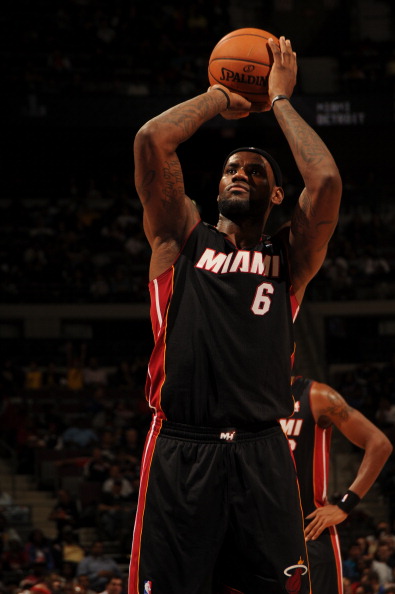 布莱斯·哈珀关键一击助球队止败