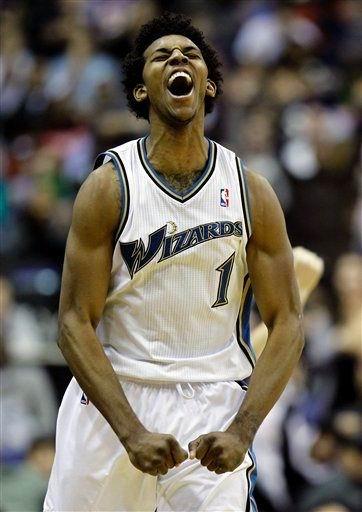 年龄大战力下滑，火箭是否考虑调整首发布克斯位置？