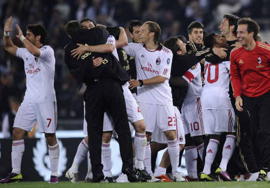 中国举重队3月世界杯揽6金